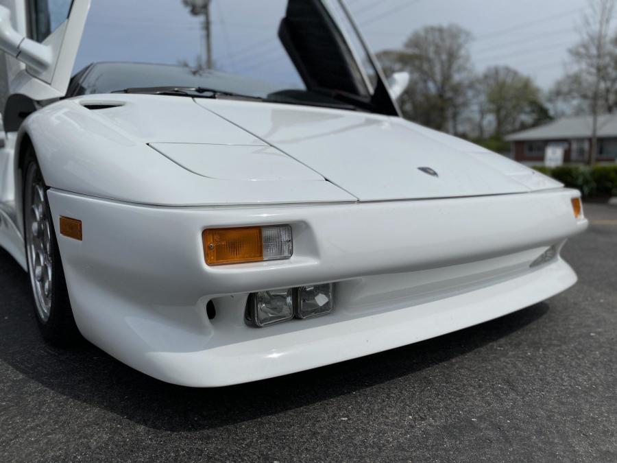 Детали экстерьера Lamborghini Diablo 1991 года  (NA) (фото 25 из 89)